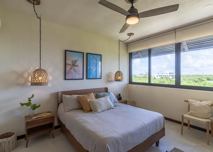 Ocean View 2 Bedroom Apartment In Punta Cocos - A201